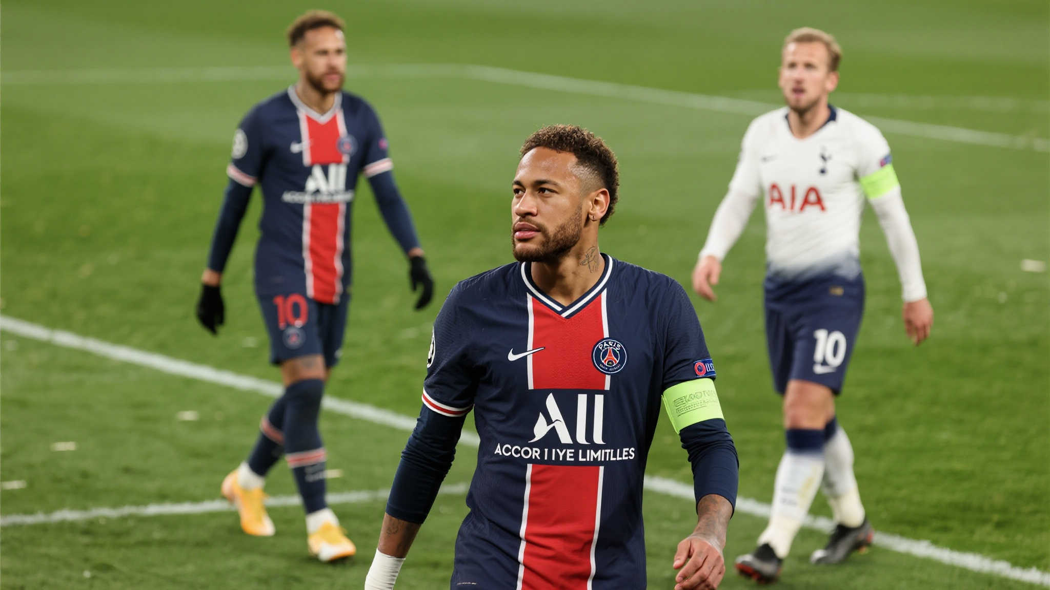 米体:米兰与莱奥续约在望,拜仁开出惊人报价 三:案例分析-类似转会的两难抉择
回顾近年来的转